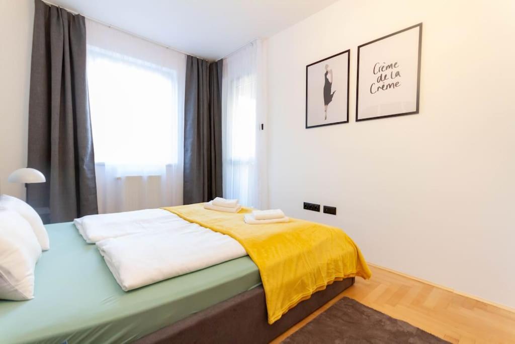Gozsdu White Raven 3 - Terrace And Free Underground Parking Будапешт